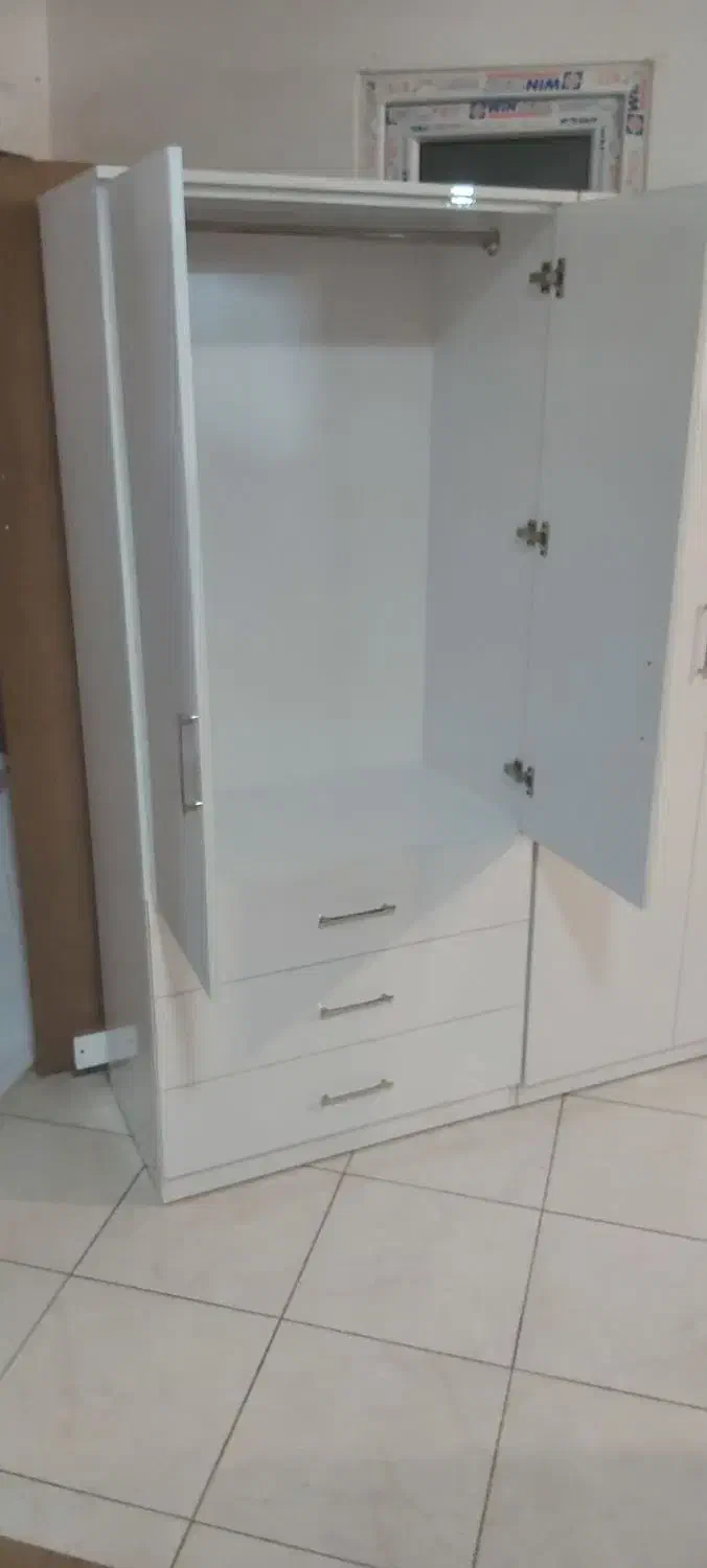 کمد|جاکفشی، کمد، دراور|ایلام, |دیوار