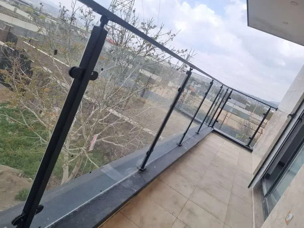 نرده استیل/نرده شیشه ای/نرده آلومینیومی|خدمات پیشه و مهارت|تهران, فتح|دیوار