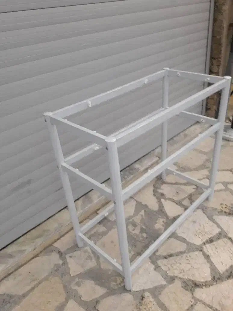 ویترین فلزی سفید رنگ|فروشگاه و مغازه|امیدیه, |دیوار