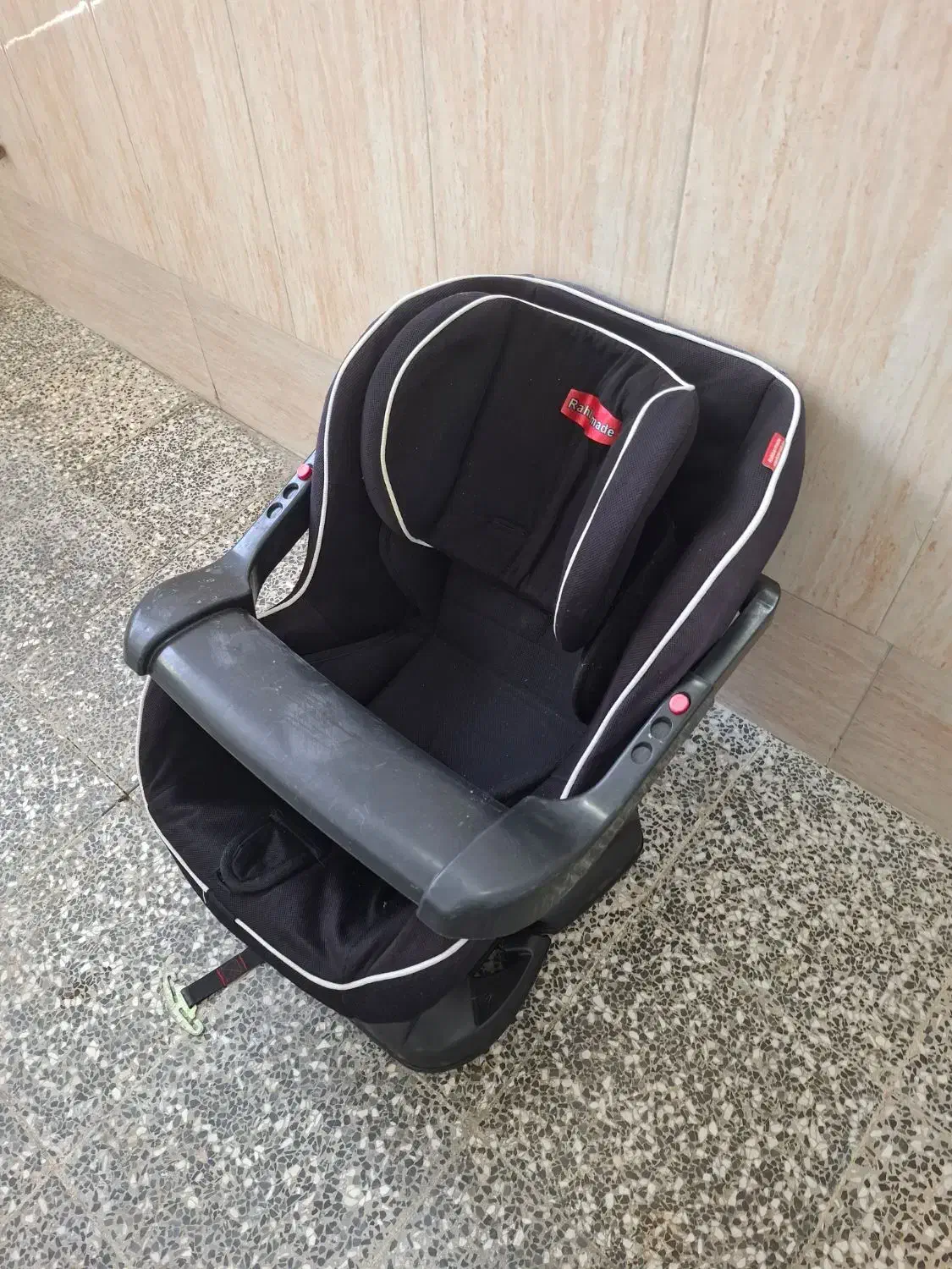 صندلی ماشین|تخت و صندلی بچه|لنگرود, |دیوار