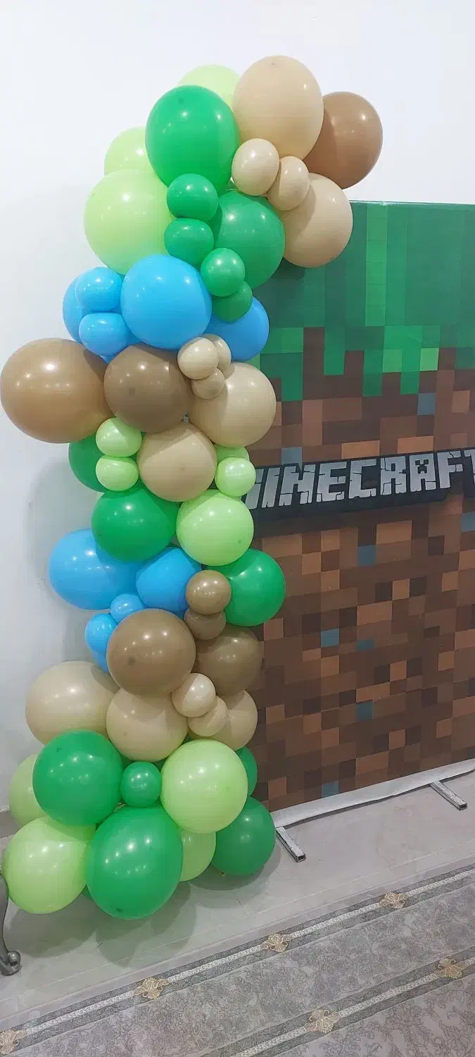 ریسه بادکنک|ریسه و چراغ تزئینی|بهبهان, |دیوار