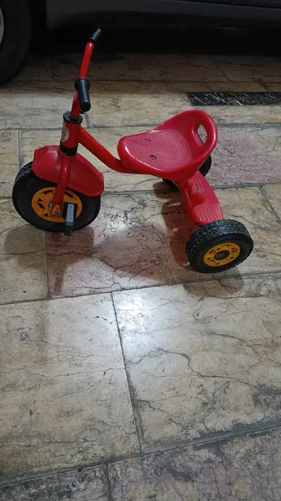 سه چرخه|اسباب‌بازی بچه|فردیس, شهرک شهید حسینی|دیوار