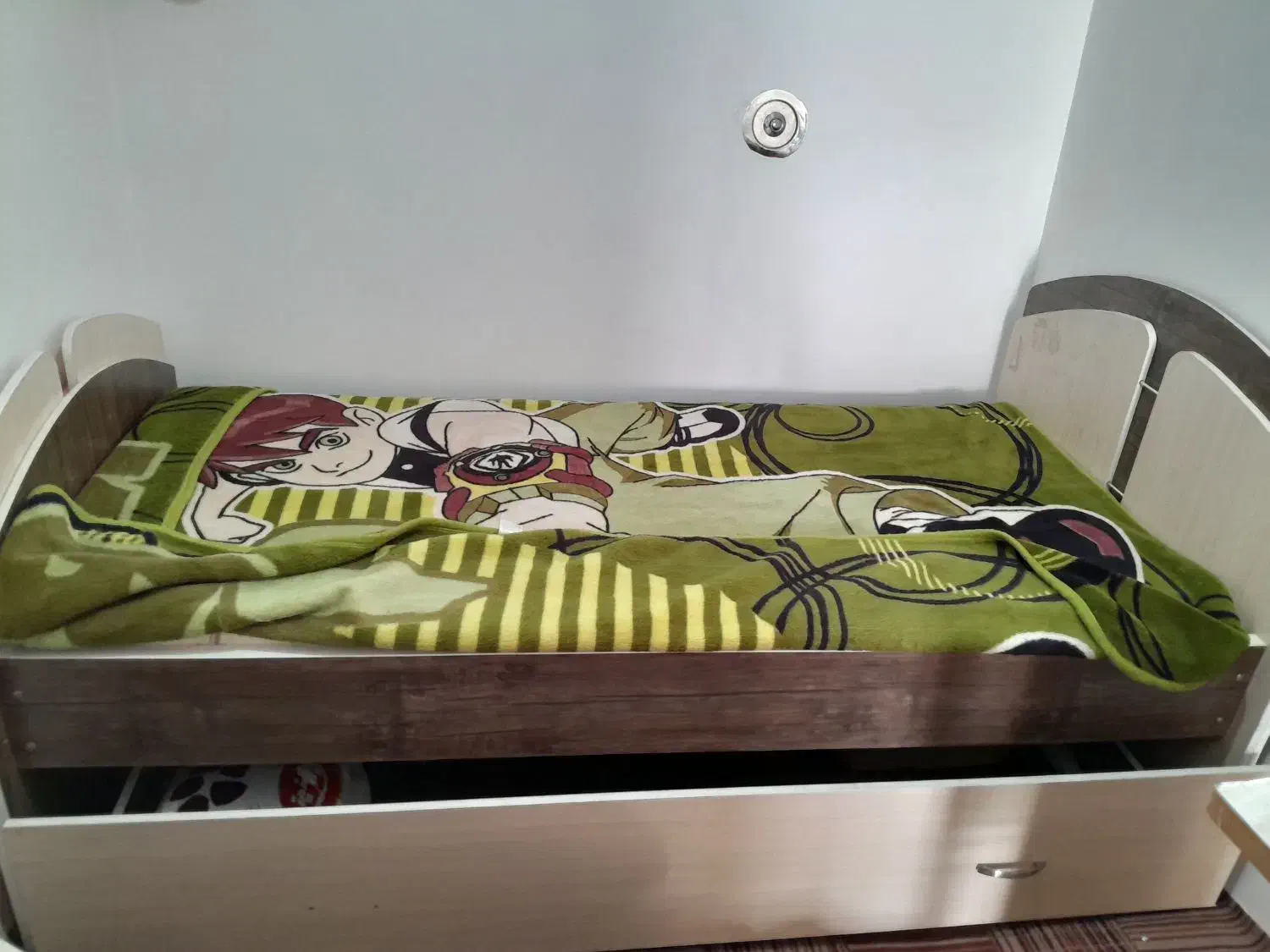 تخت میهمان و میزبان|تخت و سرویس خواب|اردبیل, |دیوار