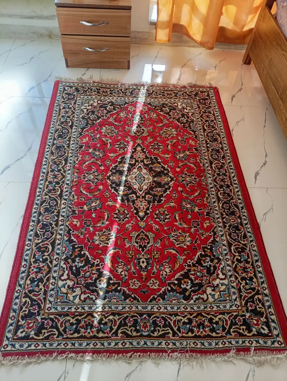 قالیچه ۳ متری|فرش|شیراز, باغ تخت|دیوار