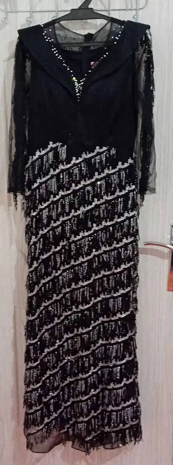 لباس مجلسی|لباس|انگوت, |دیوار