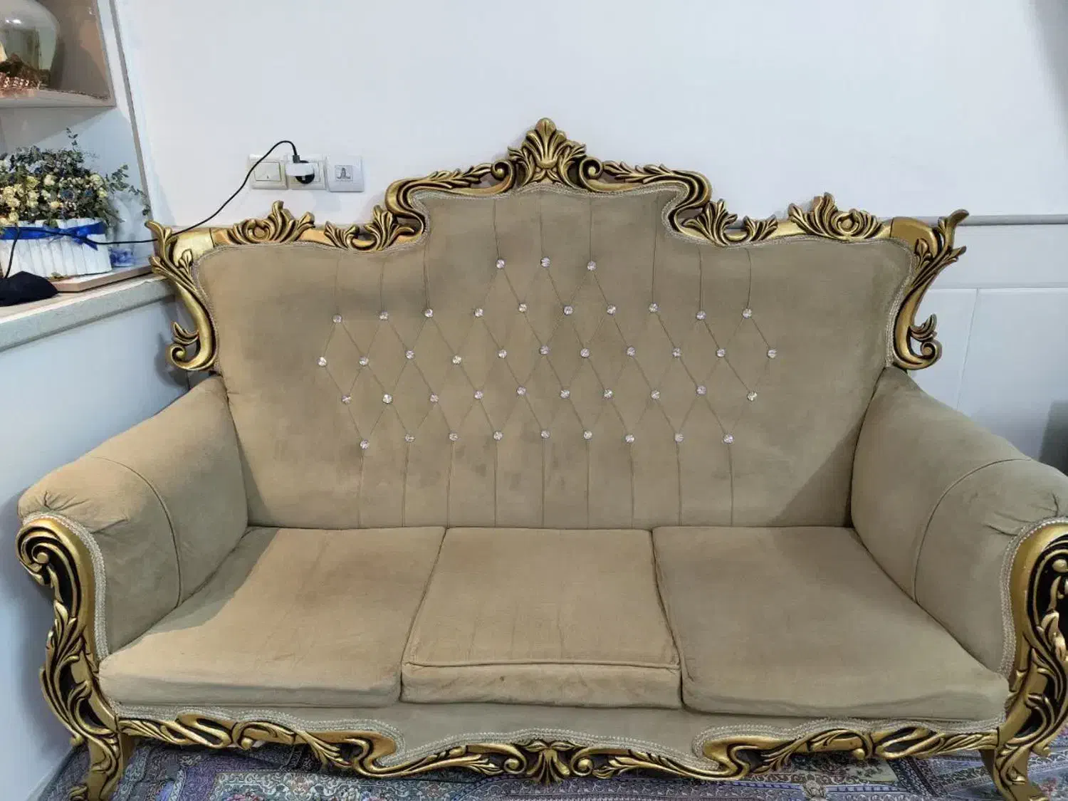 مبل سلطنتی ۷ نفره|مبلمان خانگی و میز عسلی|قم, علی آباد سعدگان|دیوار