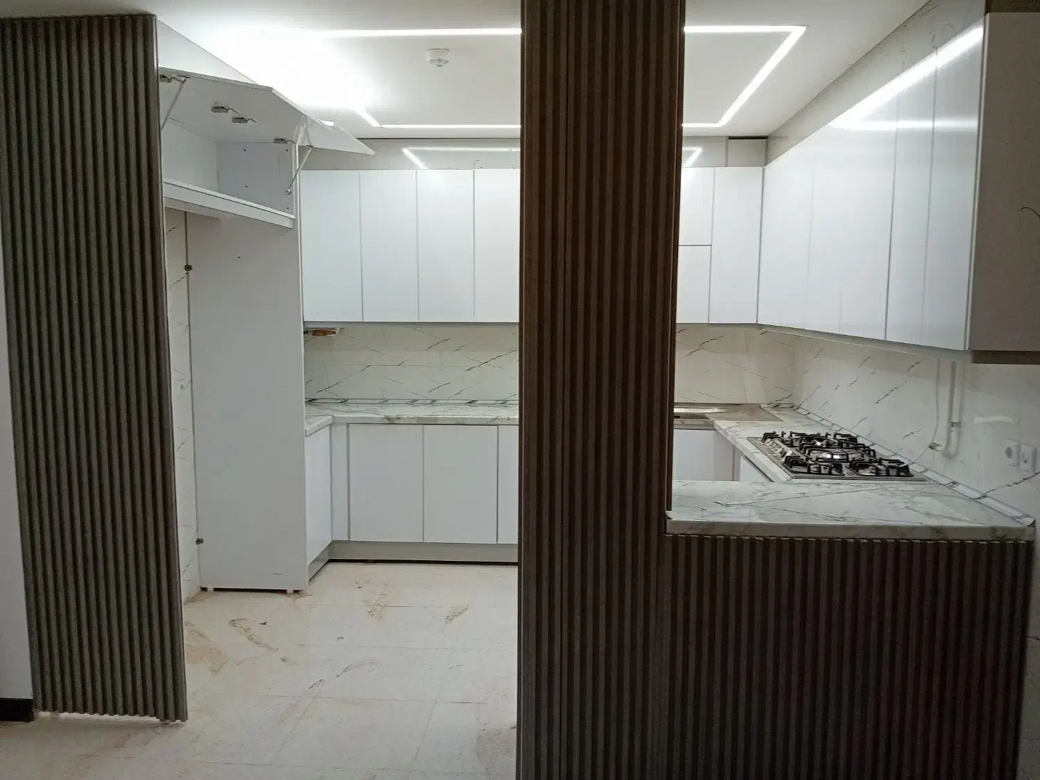 کابینت و کمد دیواری با بهترین کیفیت و مناسبترین|جاکفشی، کمد، دراور|خرمدره, |دیوار