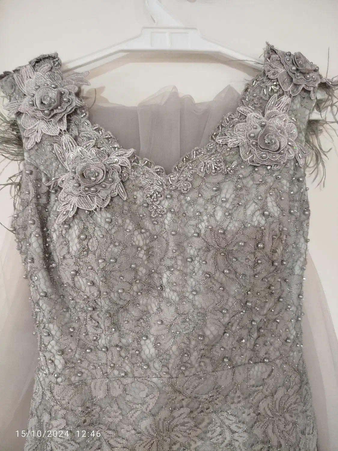 لباس مجلسی|لباس|مشهد, هنرور|دیوار