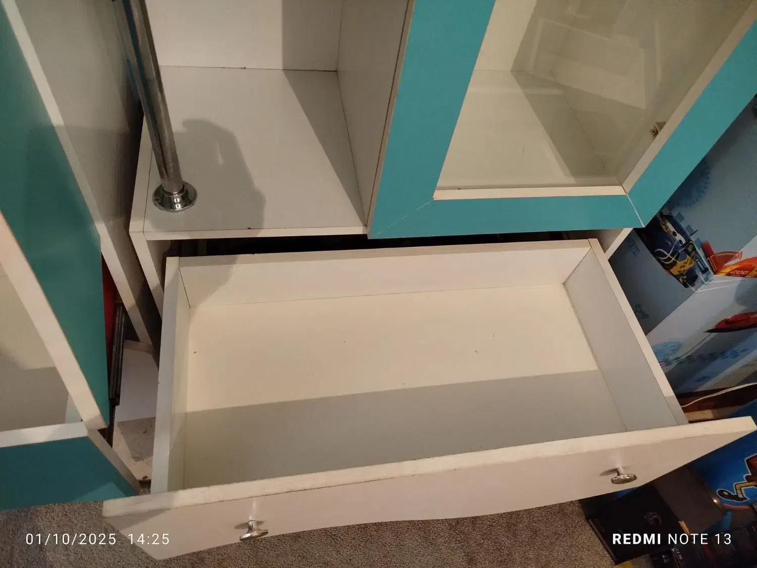 تخت وکمد کودک|اسباب و اثاث بچه|مشکین‌دشت, |دیوار