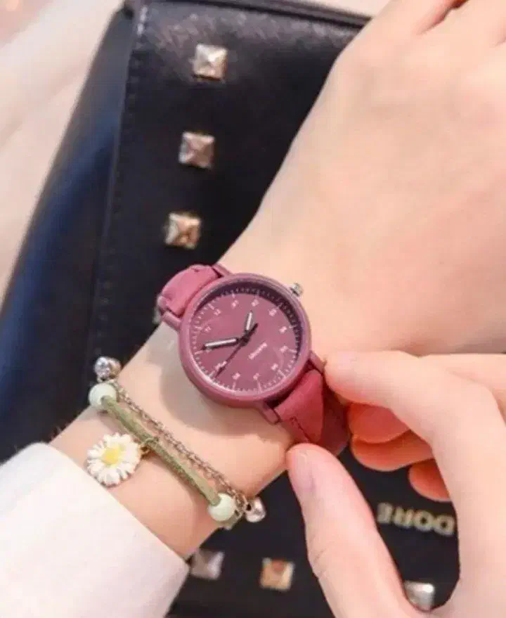 ساعت مچی زیبا|ساعت|تهران, تهرانسر مرکزی|دیوار