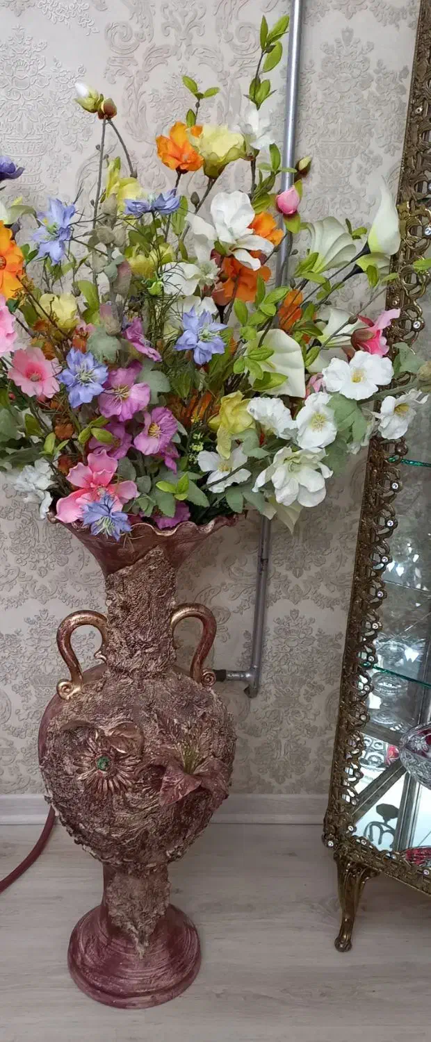 گل وگلدان نونو هست|گل مصنوعی|ماکو, |دیوار