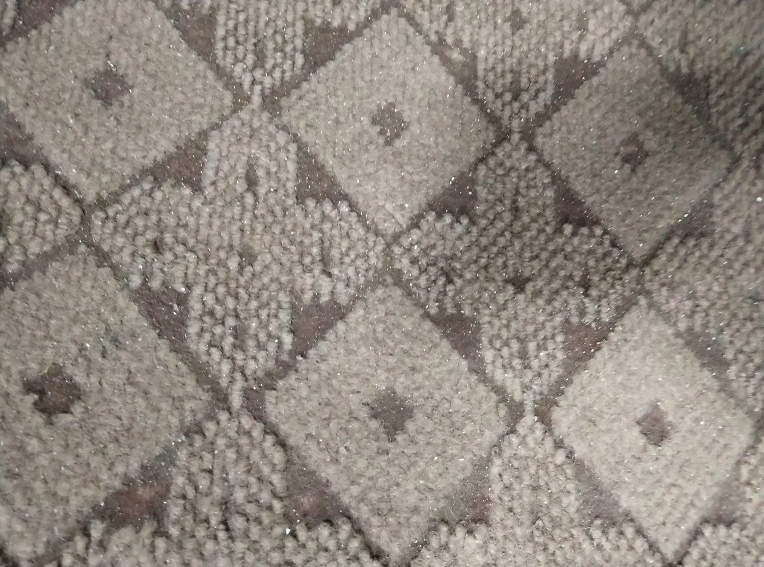 موکت کارکرده 40متر مربع بدون سوختگی|موکت|قم, تولید دارو و یخچال|دیوار