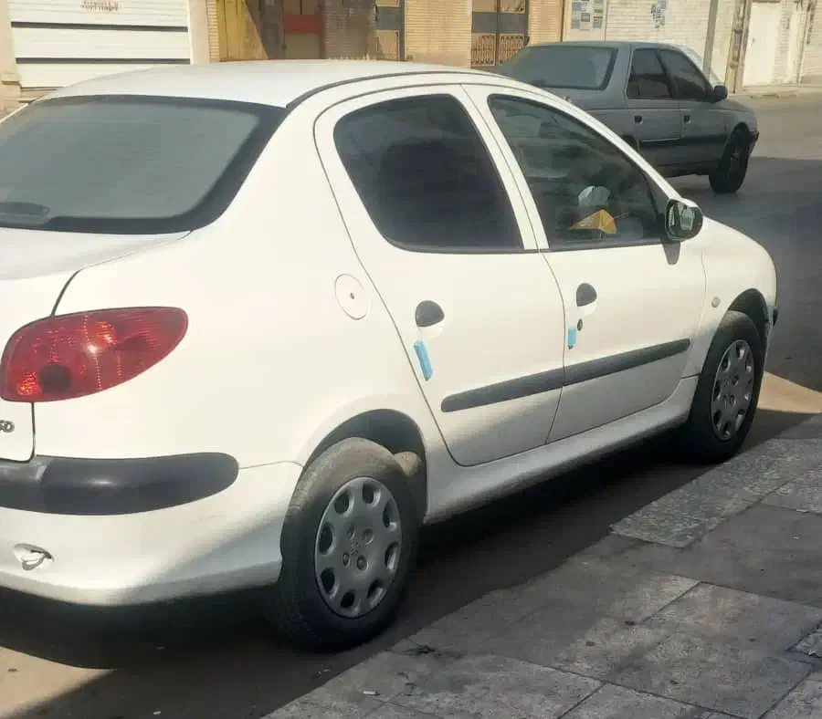 پژو۲۰۶صندوقدارv8 تیپ ۵ موتورtu5 سیمی|خودرو سواری و وانت|اهواز, کوی فرهنگیان ۱|دیوار