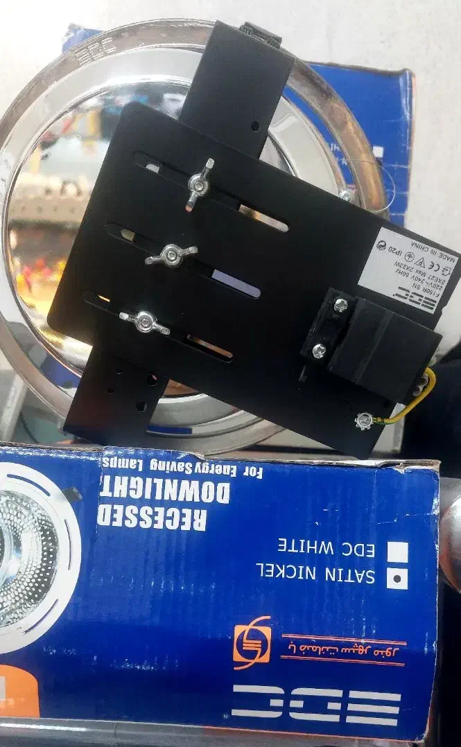 چراغ سقفی توکار لامپ خور|لوستر و چراغ آویز|تبریز, |دیوار