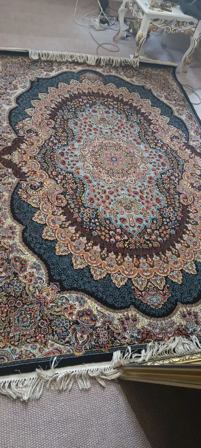 فرش چهارمتری.یک عدد|فرش|ارومیه, |دیوار