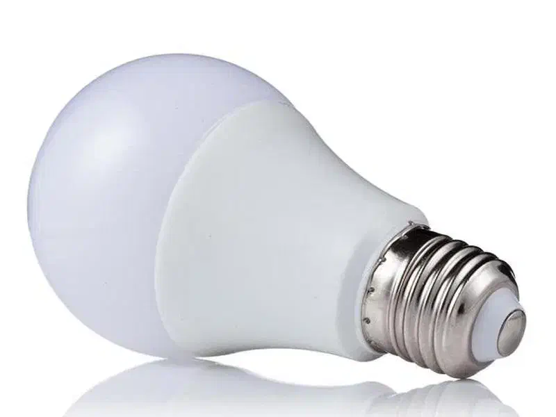 تعمیر تخصصی لامپ LED و منبع تغذیه|خدمات پیشه و مهارت|یزد, |دیوار