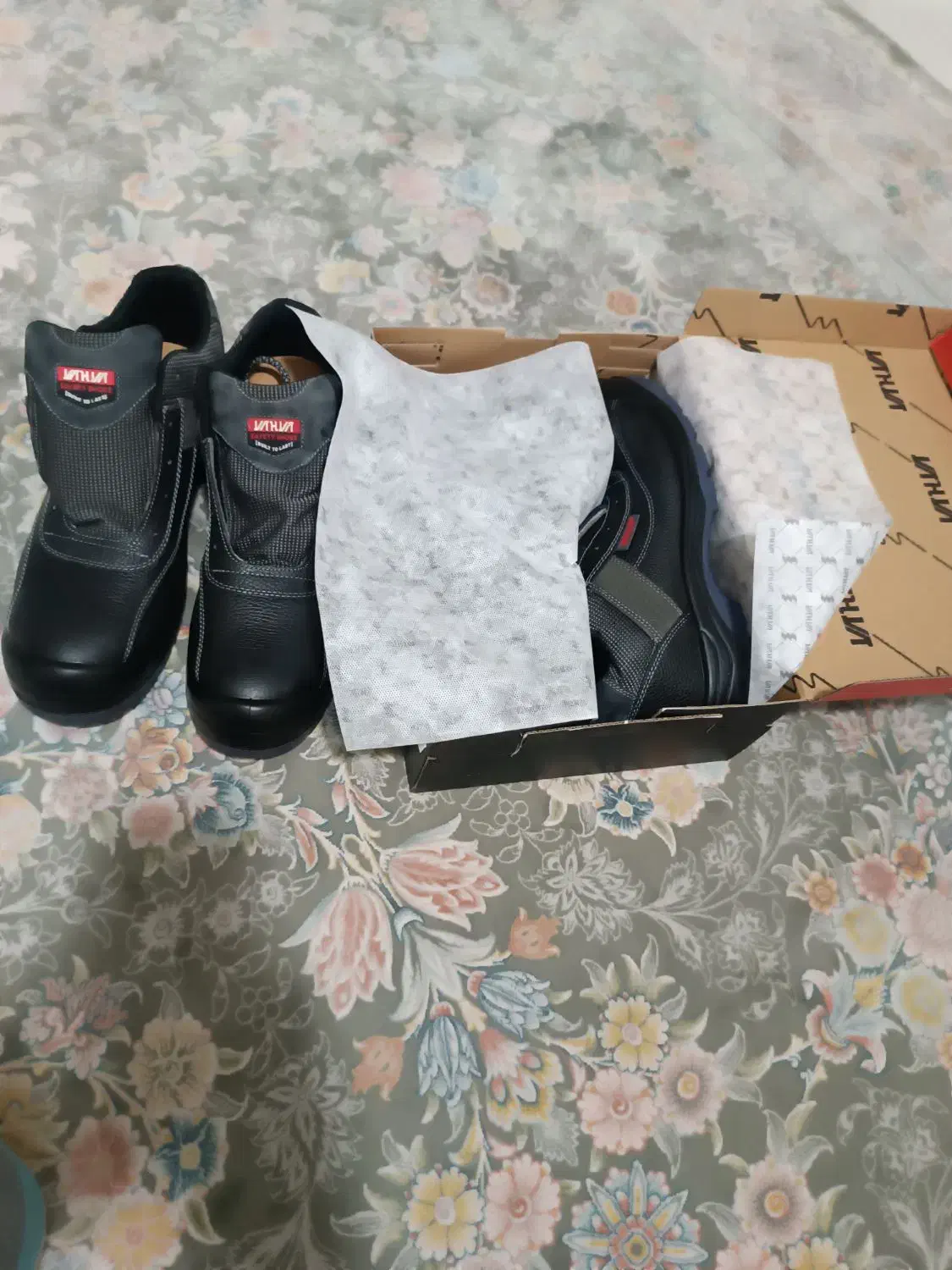 کفش ایمنی فوری فروشی|کیف، کفش، کمربند|ورامین, خیر آباد|دیوار