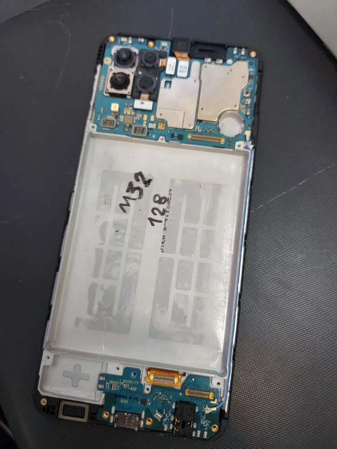 Galaxy M32-128 R6|موبایل|تهران, فردوسی|دیوار