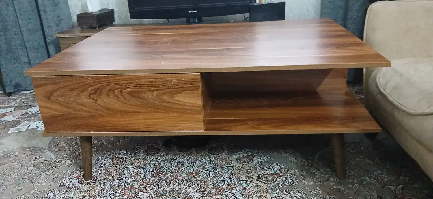 میز عسلی در حد نو|مبلمان خانگی و میز عسلی|فولادشهر, A3|دیوار