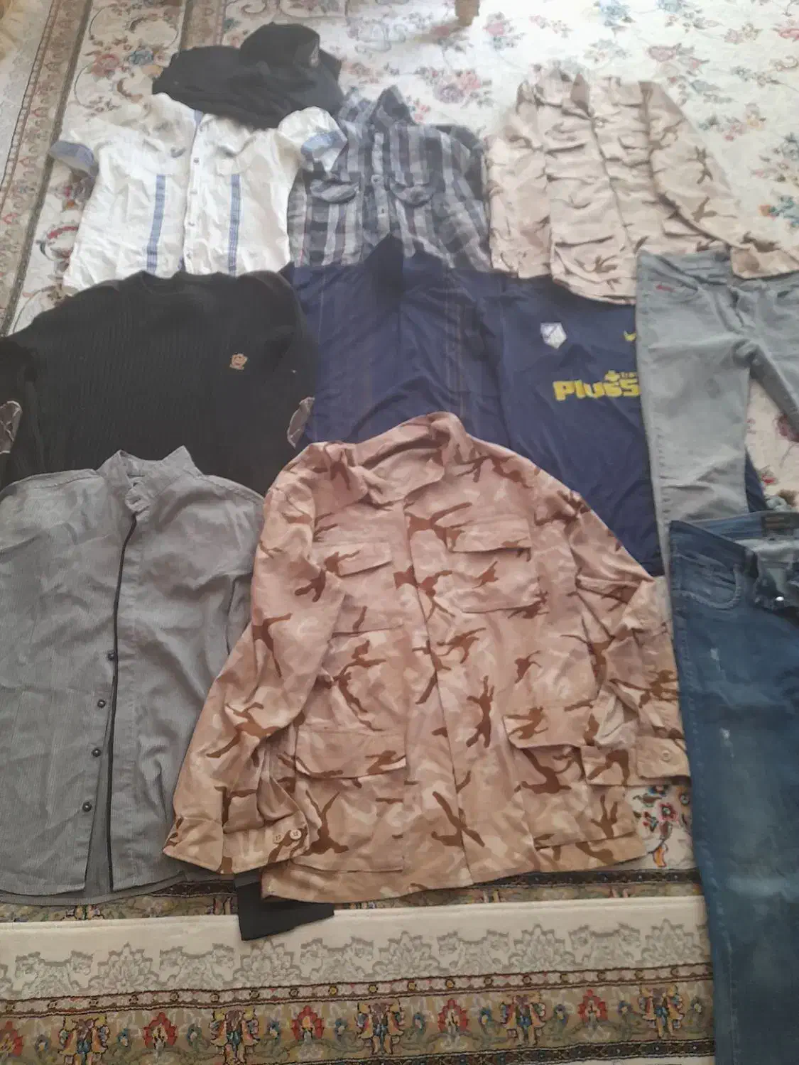 مقداری لباس و کفش برای کار|لباس|اصفهان, سرشبادران|دیوار