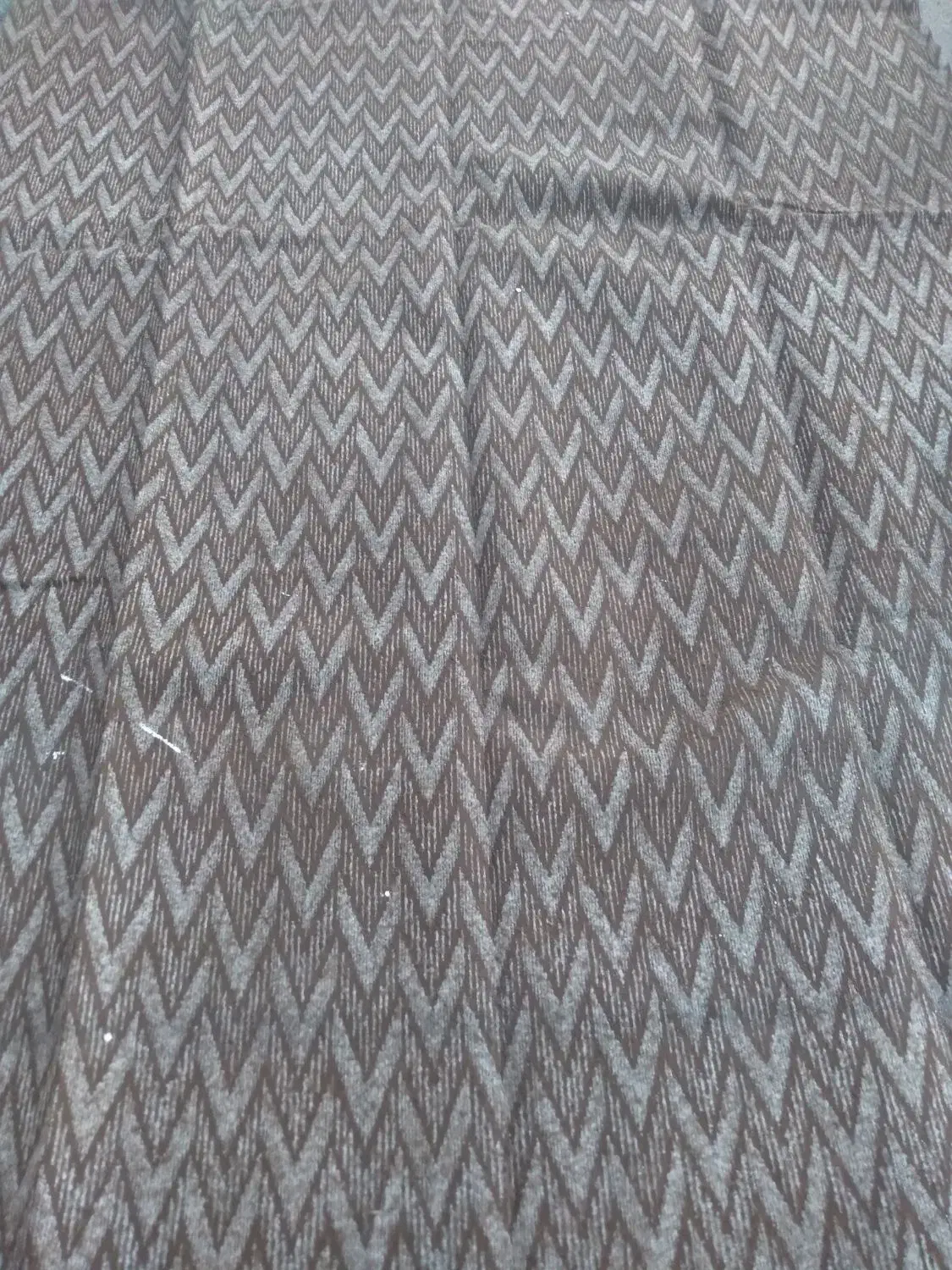 موکت در رنگ و اندازه متفاوت کاملا سالم|موکت|یزد, |دیوار