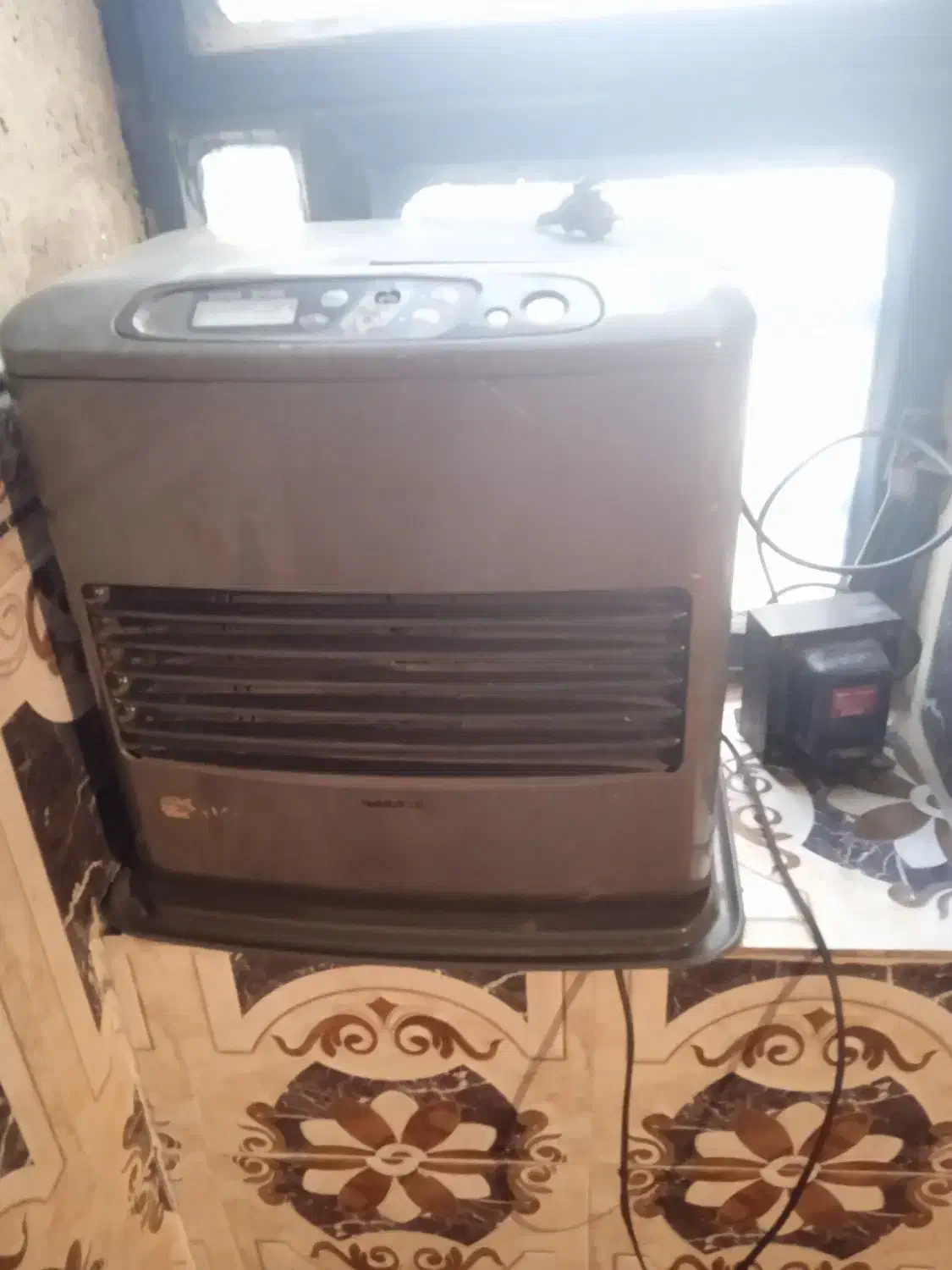 بخاری نفتی برقی کرونا|بخاری، هیتر، شومینه|خاش, |دیوار