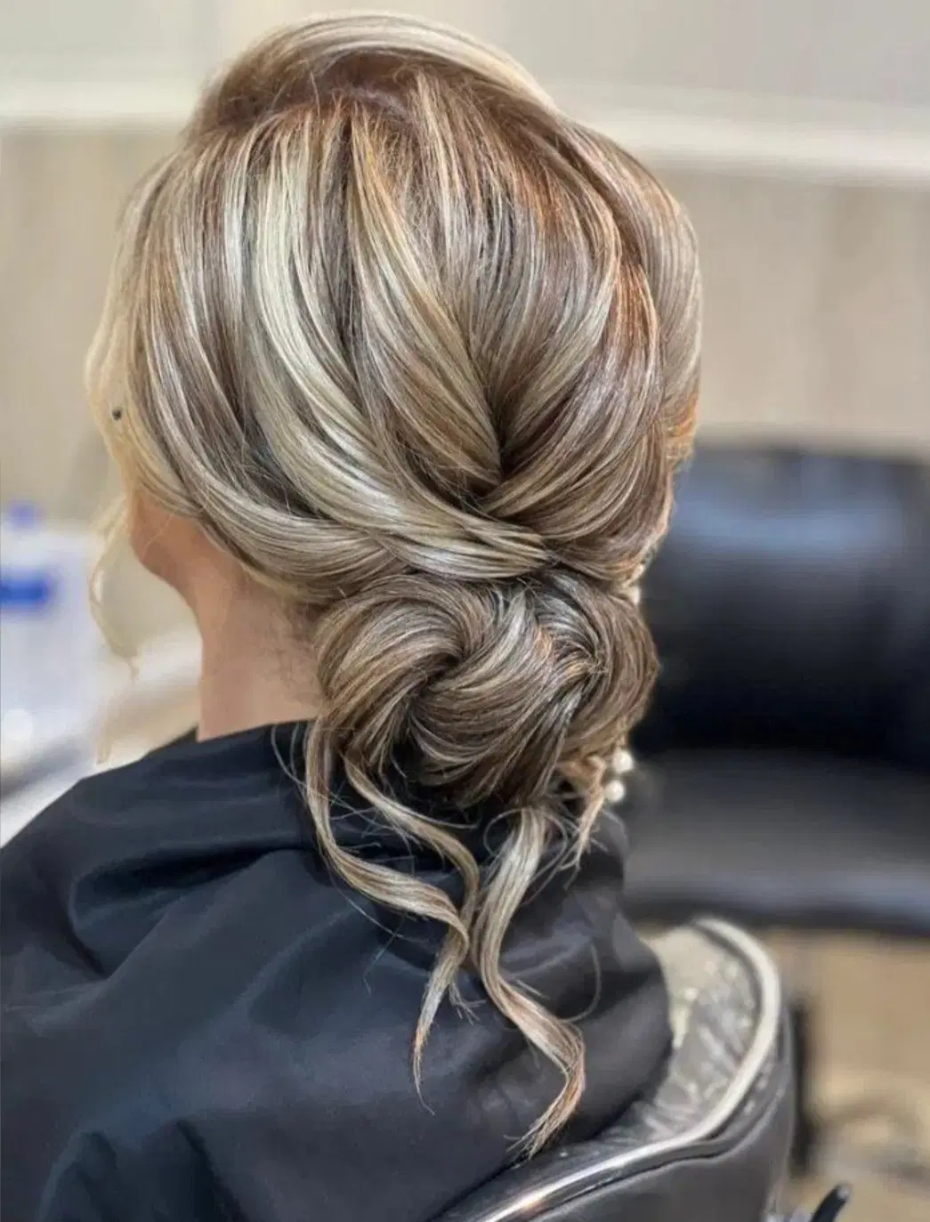 میکاپ شنیون پدیکورناخن مژه کوتاهی پاکسازی الهیه|خدمات زیبایی و سلامت|کرمانشاه, |دیوار