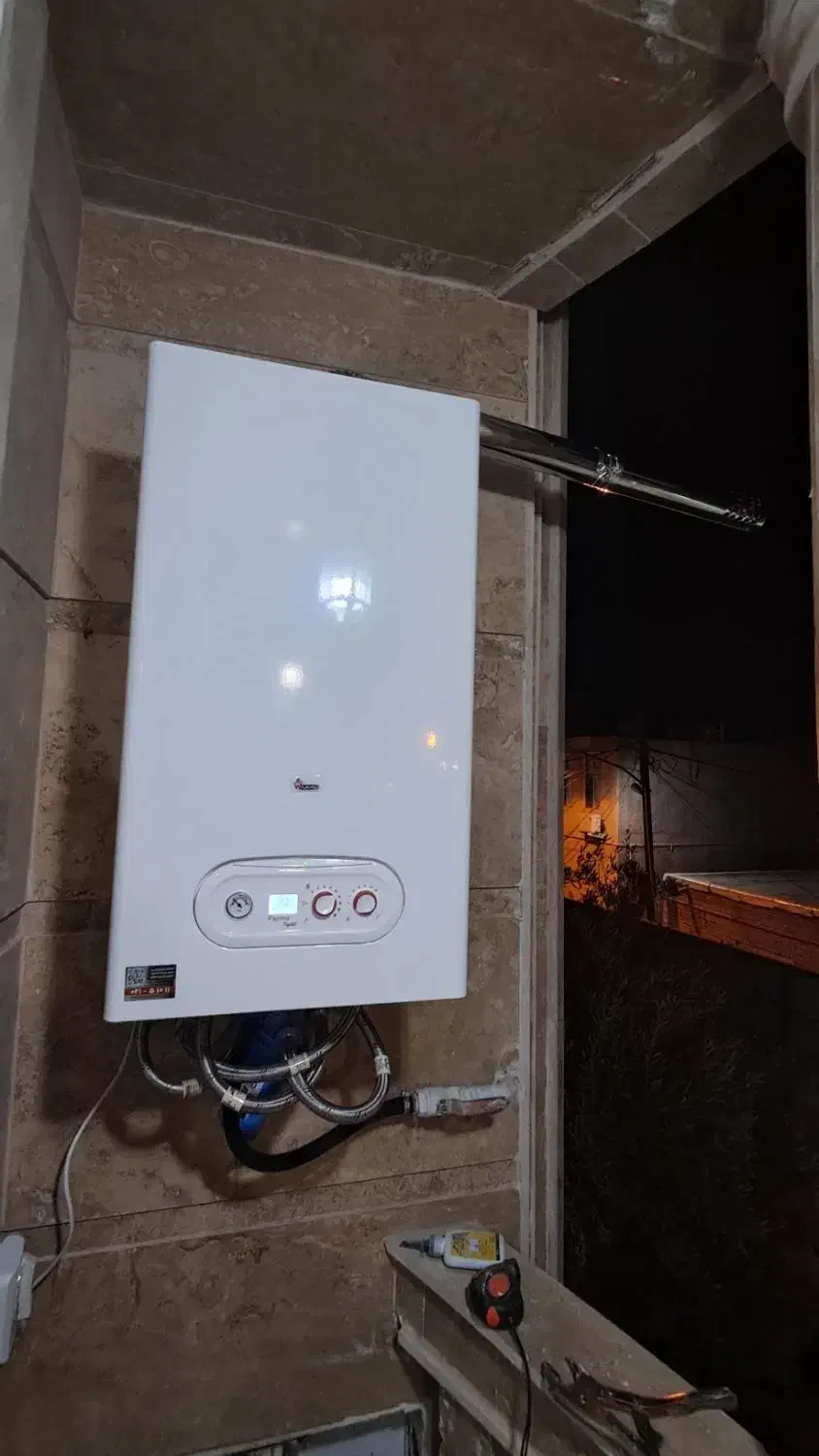 نصب و تعمیر انواع  پکیج و رادیاتور .کولرگازی|خدمات پیشه و مهارت|ساوه, |دیوار