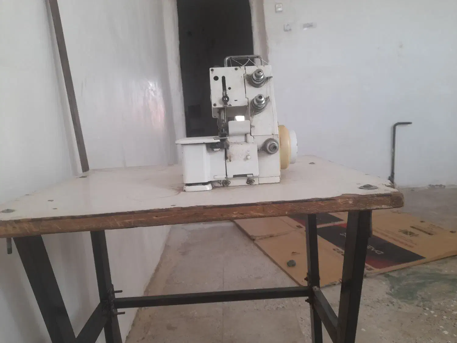 چرخ خیاطی وسردوز|چرخ خیاطی و ریسندگی|قرچک, مهدیه|دیوار