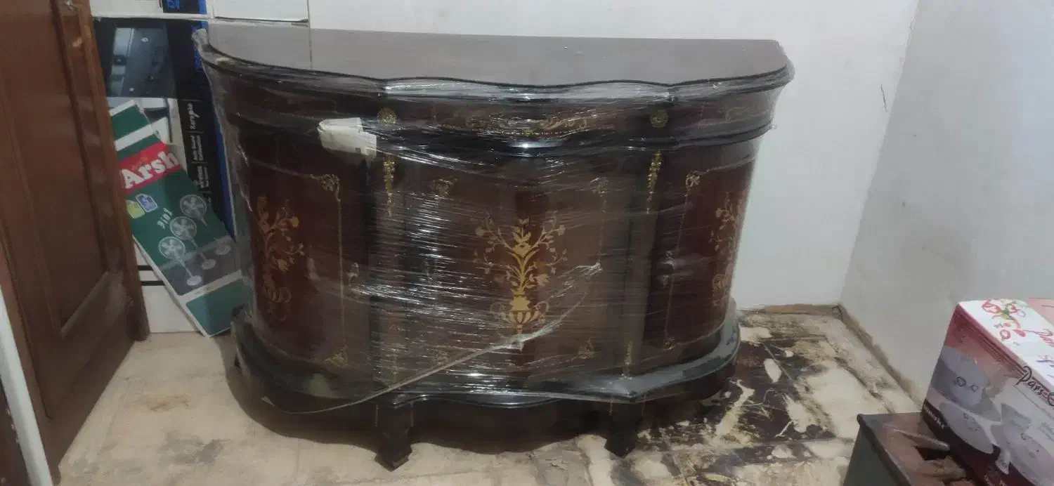 اینه کنسول انتیک|بوفه، ویترین، کنسول|تهران, لویزان|دیوار