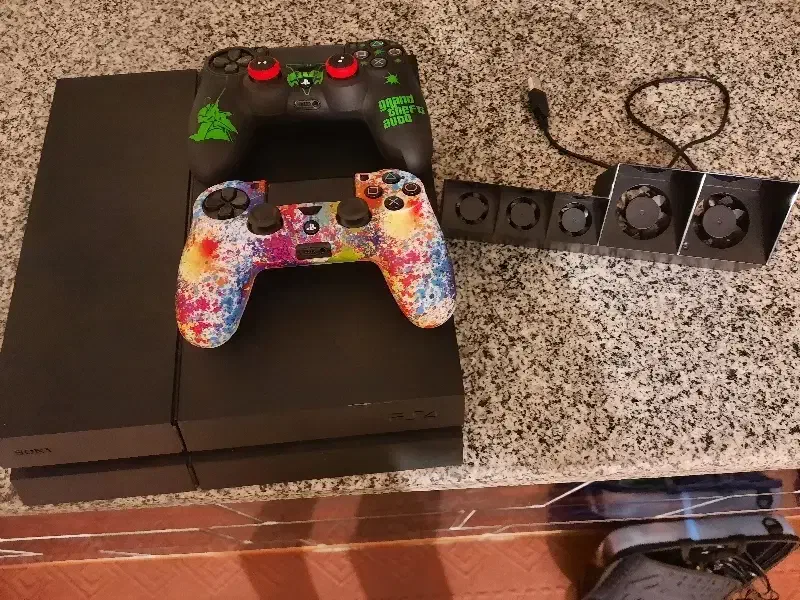 کنسول بازی ps4 کپی خور 1ترا دو دسته اصلی|کنسول، بازی ویدئویی و آنلاین|نهاوند, |دیوار