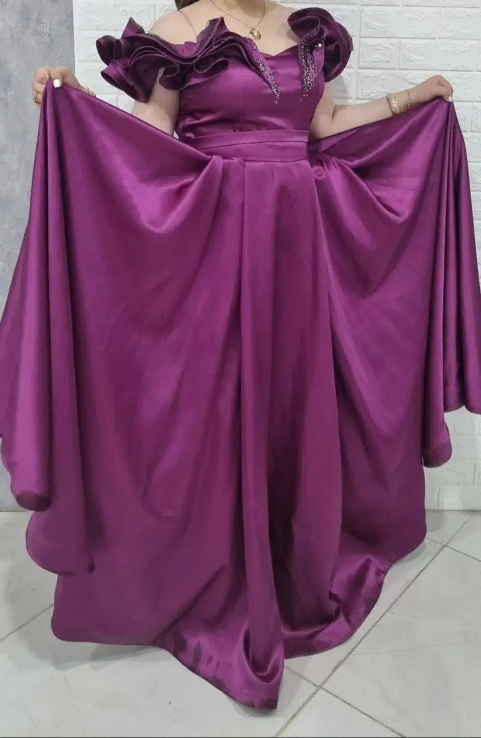 لباس مجلسی|لباس|سبزوار, گلشن|دیوار