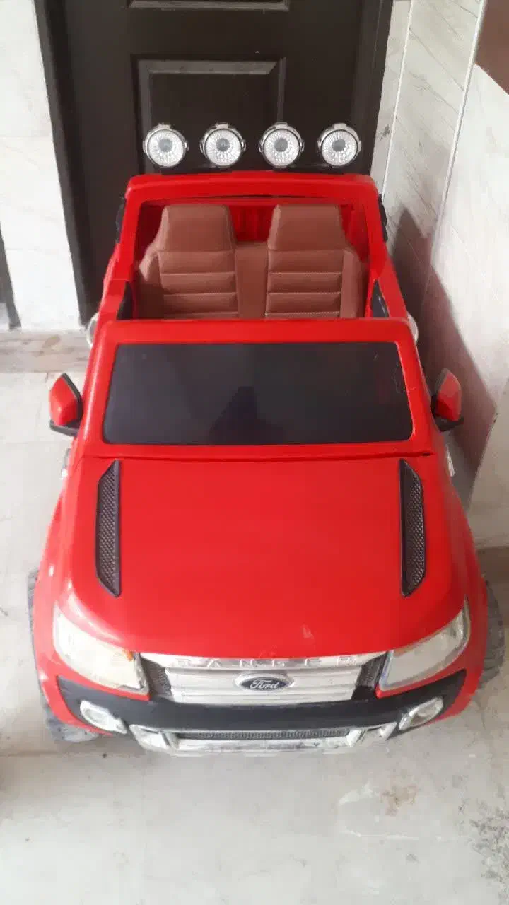 ماشین شارژی فورد اورجینال|اسباب‌بازی بچه|ساری, |دیوار