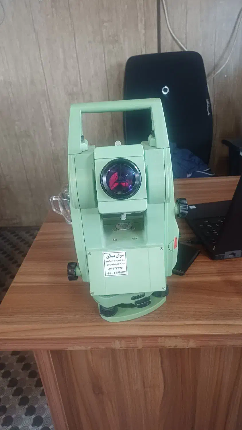 دوربین لایکا tc805|مصالح و تجهیزات ساختمان|بافق, |دیوار