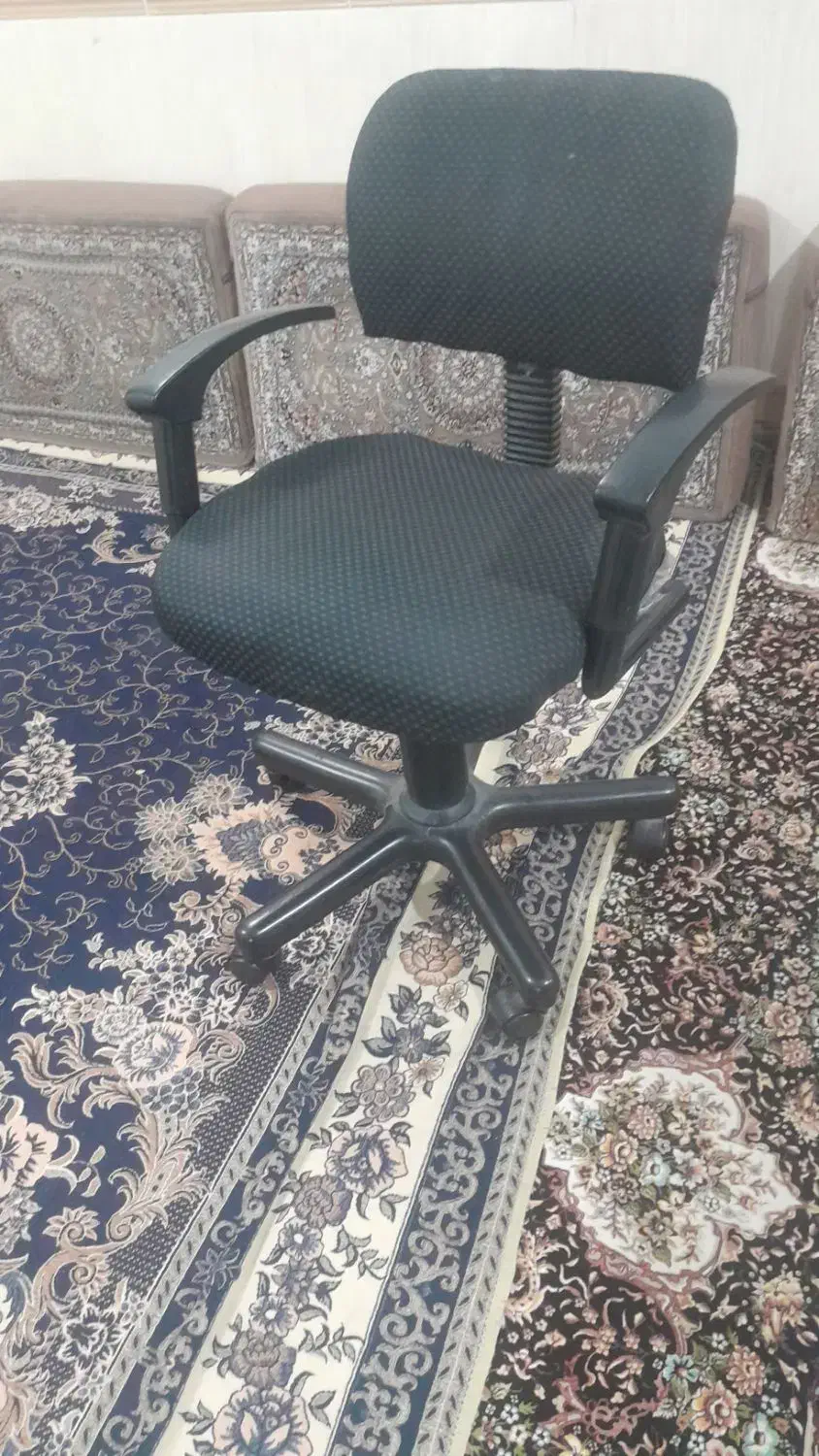 صندلی|صندلی و نیمکت|قم, شهدا|دیوار