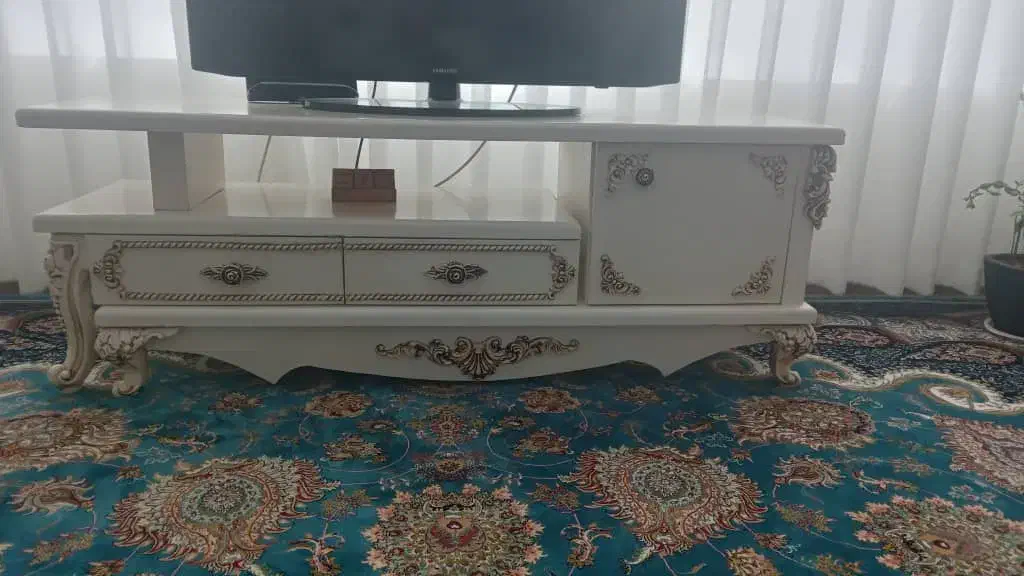 میز تلوزیون ویترین پایه گل|بوفه، ویترین، کنسول|مشهد, امیریه|دیوار