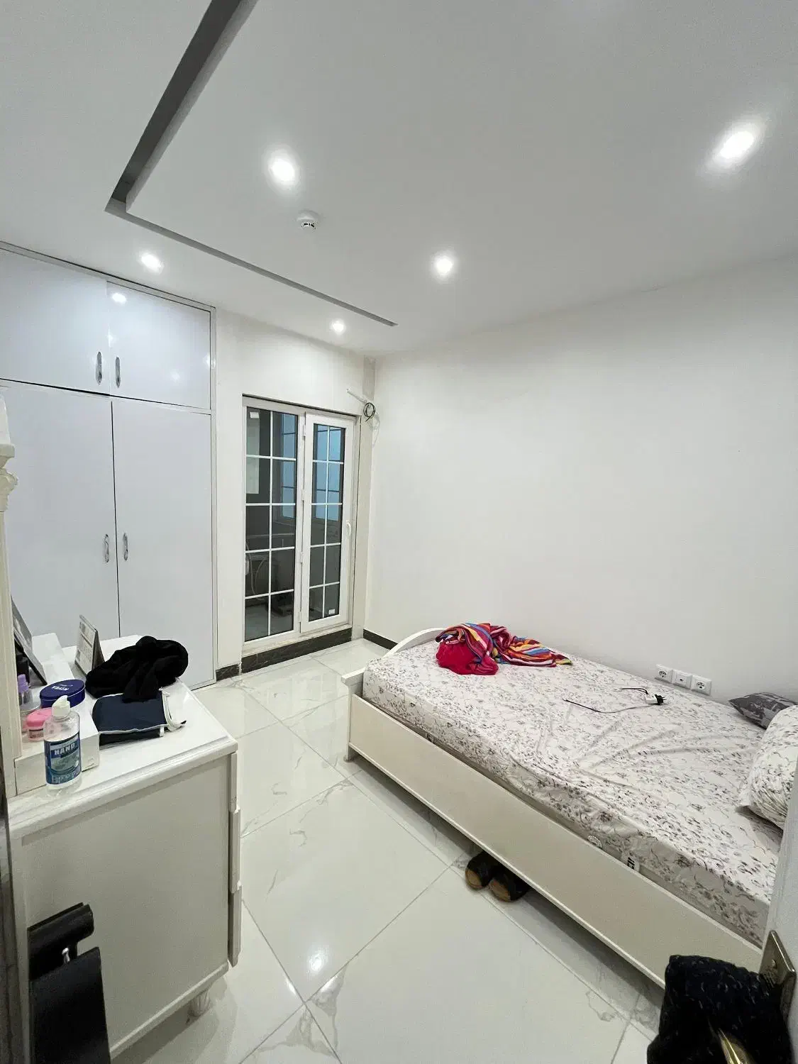 رهن کامل آپارتمان نوساز/3 خواب/ خیابان خزر|اجارهٔ آپارتمان|لاهیجان, کوی خزر|دیوار