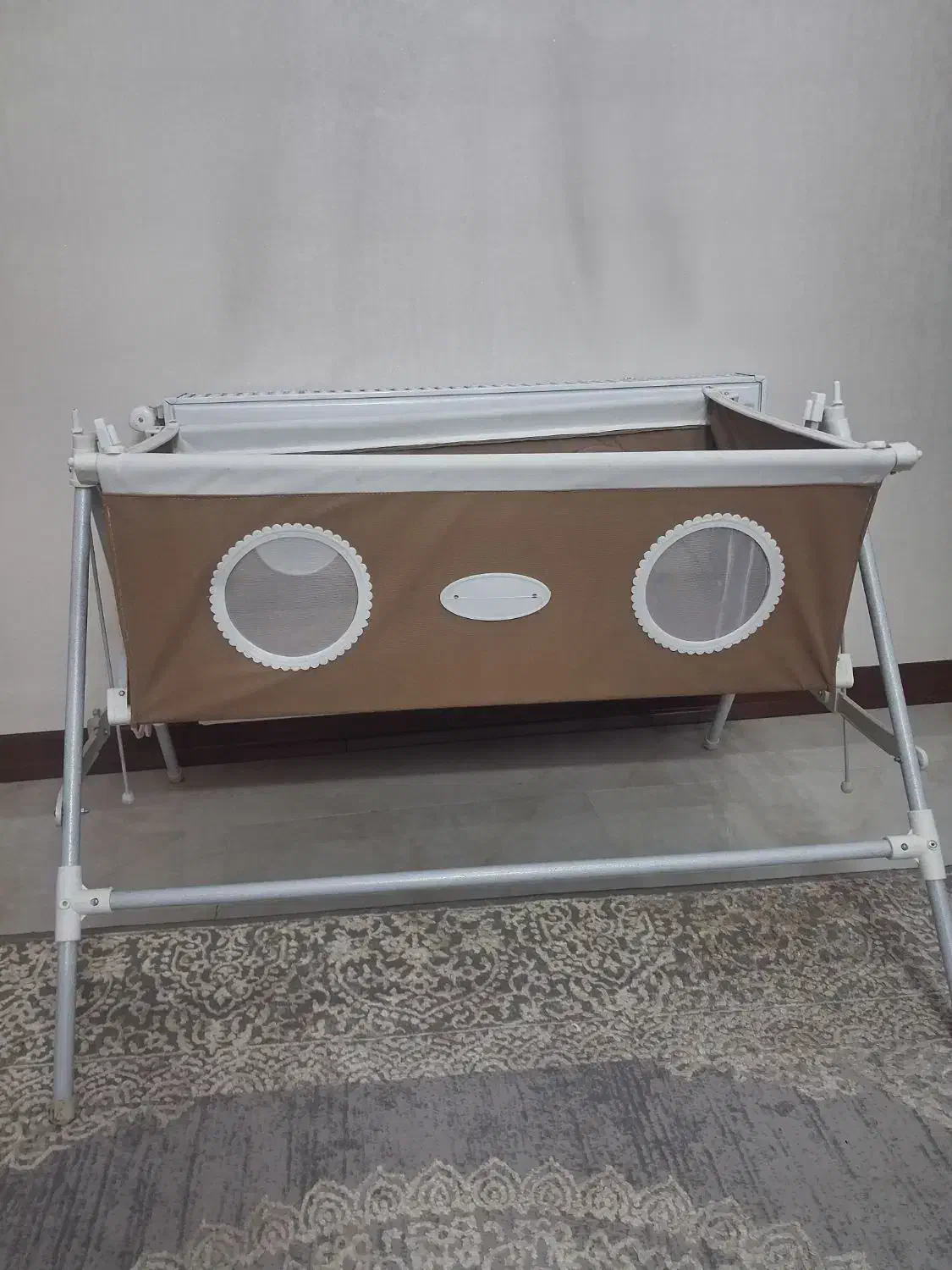 گهواره نوزاد نسیم|تخت و صندلی بچه|اصفهان, پروین|دیوار