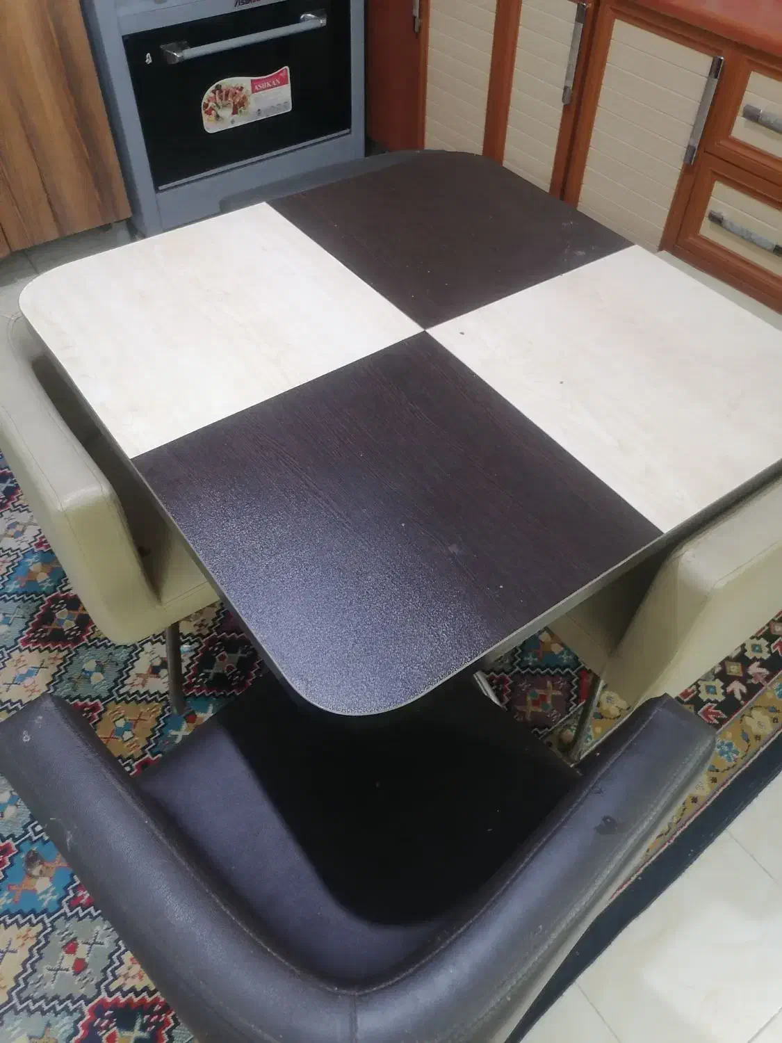 میز ناهار خوری 4 نفره  کم جا جنس عالی|میز و صندلی غذاخوری|قائم‌شهر, |دیوار