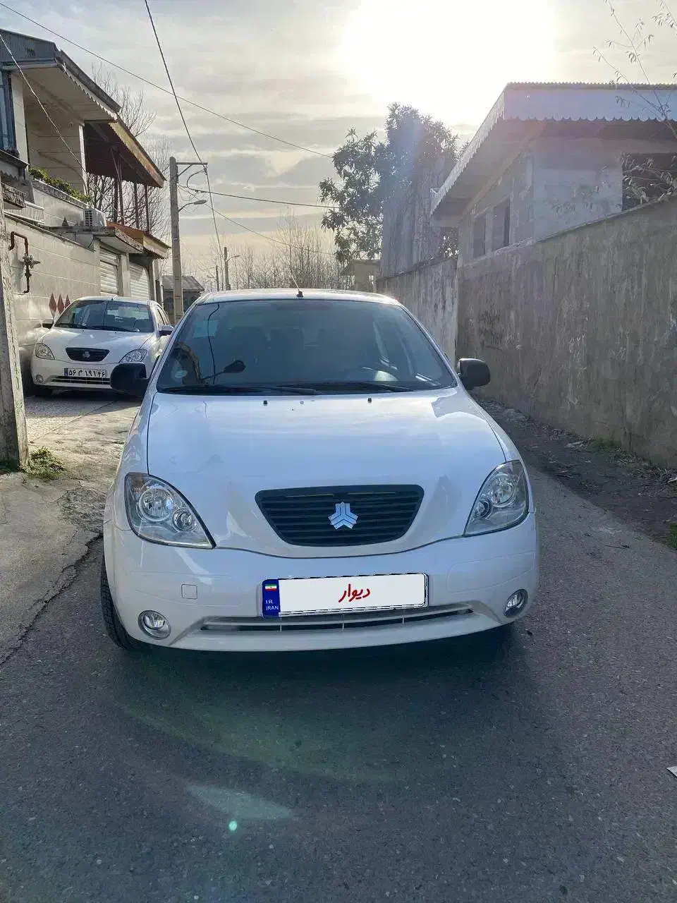 ماشین تیبا ۲ سفید|خودرو سواری و وانت|رشت, پیله داربن|دیوار