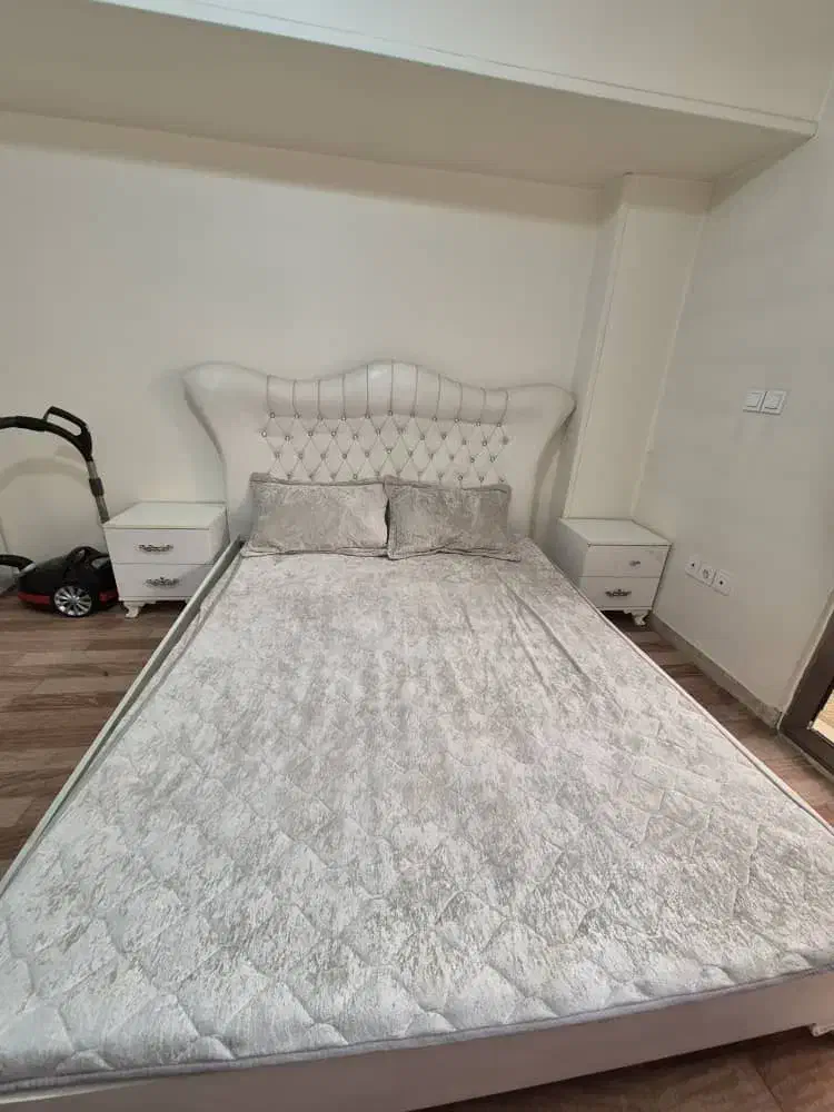 سرویس خواب|تخت و سرویس خواب|شاهینشهر, خانه کارگر|دیوار