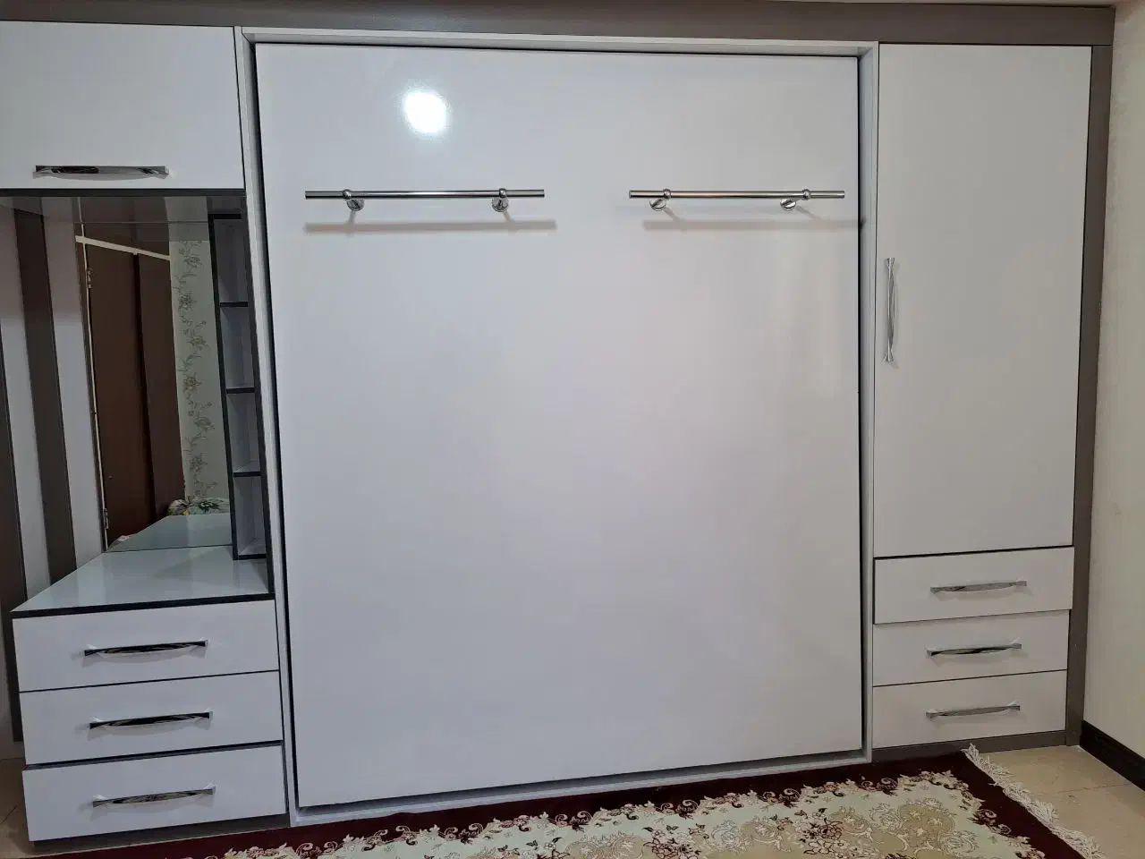 کمدوتختخواب تاشوباچوب لباسی|تشک تختخواب|یزد, |دیوار