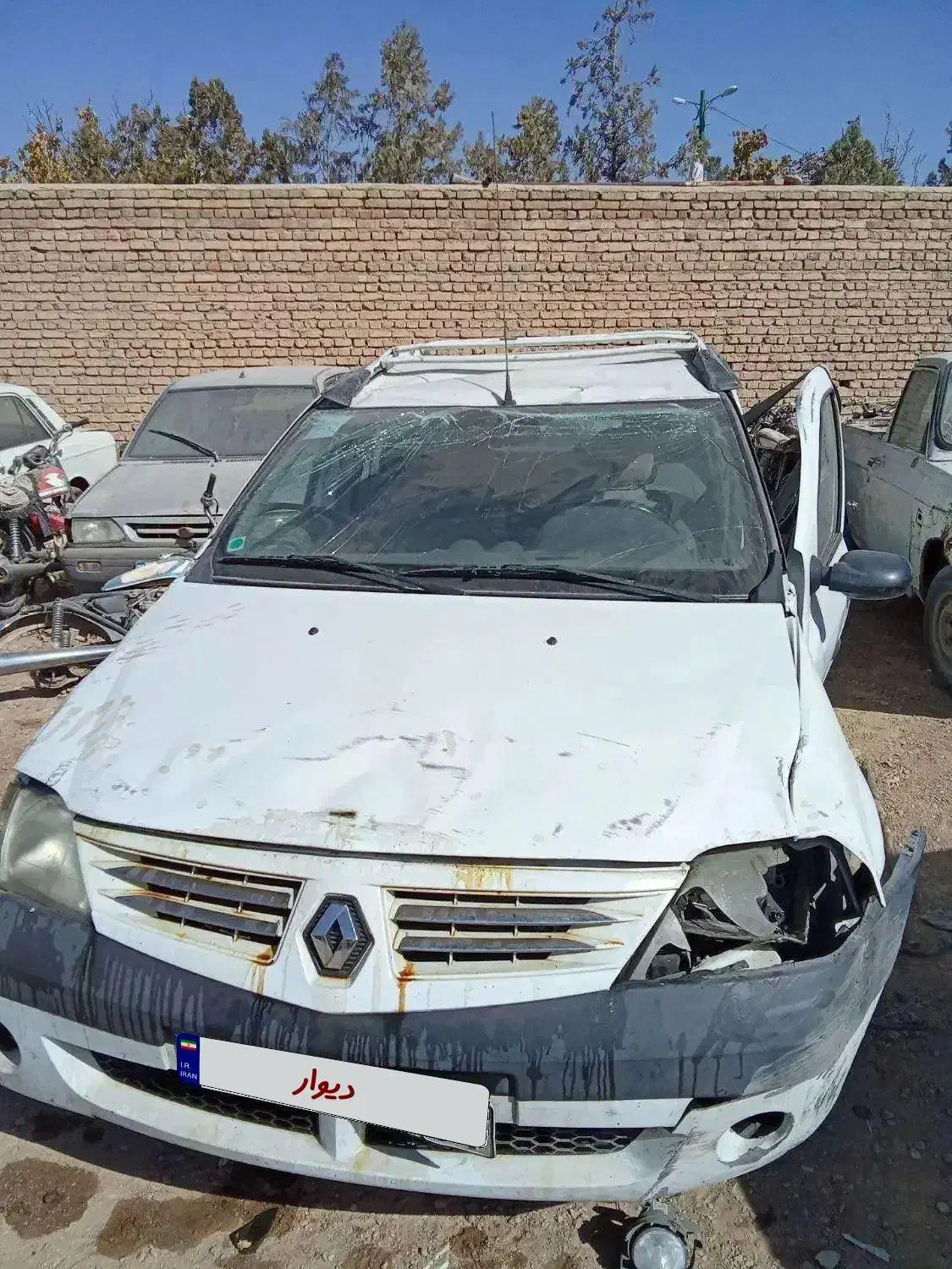 فروش خودروتصادفی|خودرو سواری و وانت|اقلید, |دیوار