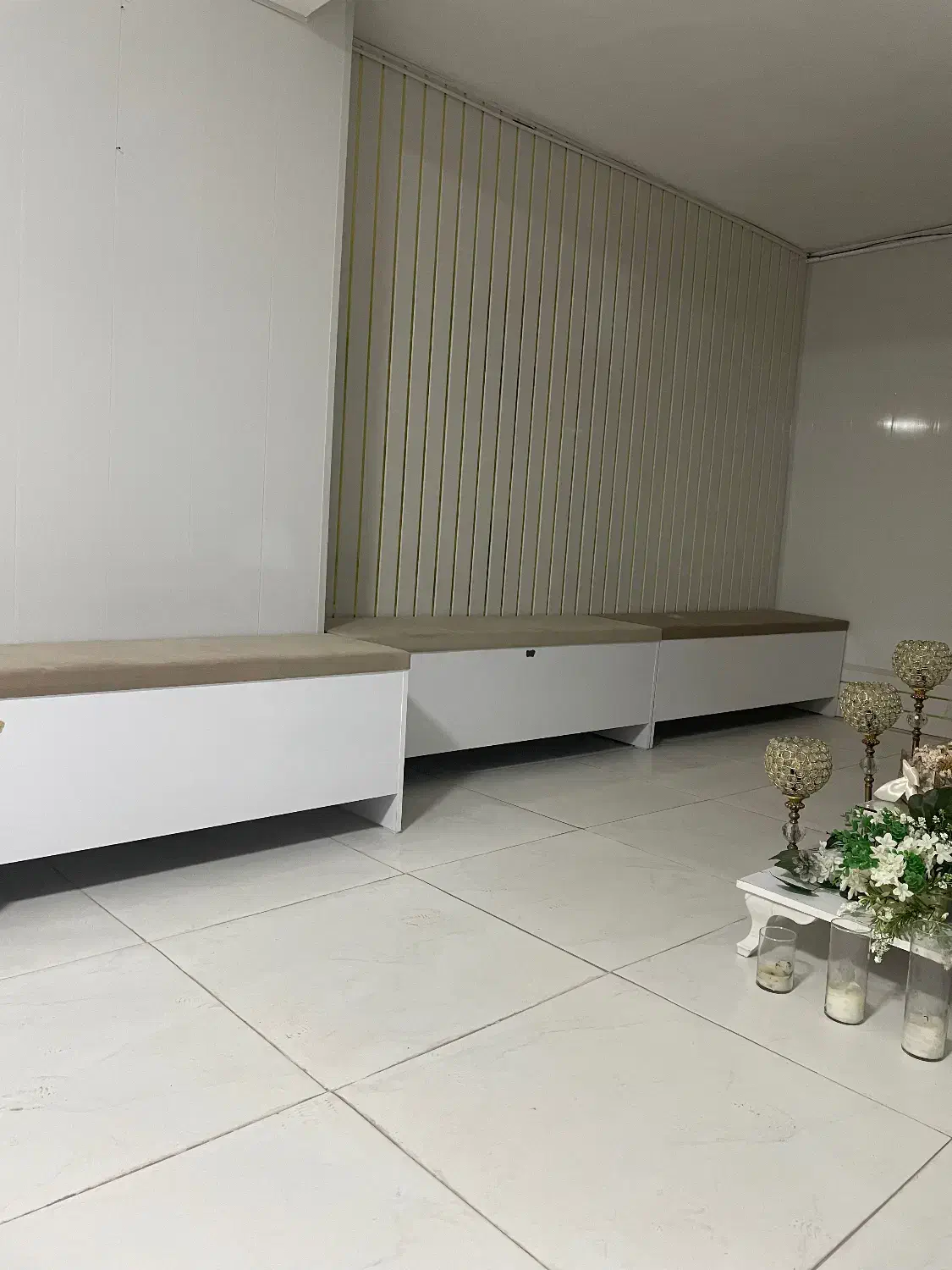 نیمکت های دونفره و سه نفره و چهار نفره|صندلی و نیمکت|گناباد, |دیوار