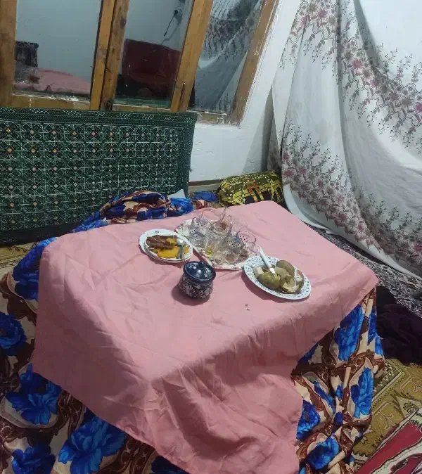 ویلا سنتی، استخر، کرسی، با امکانات رفاهی کامل|اجارهٔ کوتاه‌مدت ویلا و باغ|لاهیجان, لفمجان|دیوار