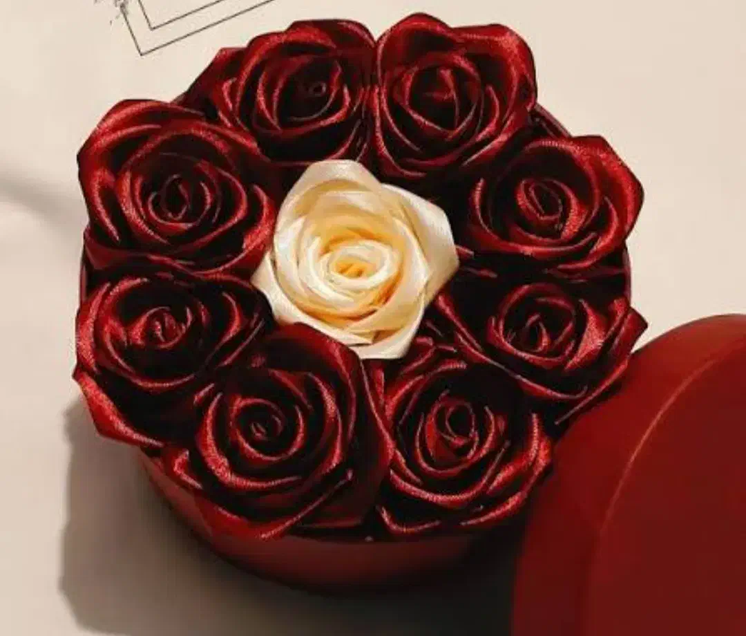 دسته گل های ربانی و پروانه ای|گل مصنوعی|تربتحیدریه, نواب صفوی|دیوار