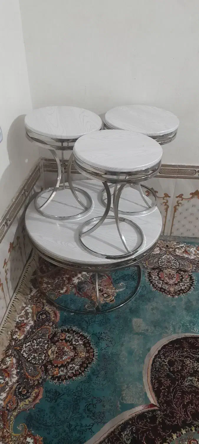 گلمیز ومیز وسط|مبلمان خانگی و میز عسلی|شیراز, بید زرد|دیوار