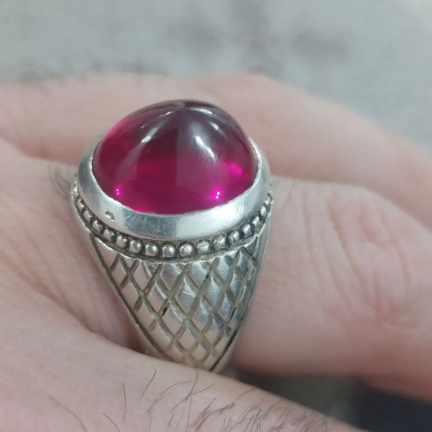 انگشتر یاقوت الماس تراش عبدالرزاقی اصل|جواهرات|خمینی‌شهر, |دیوار