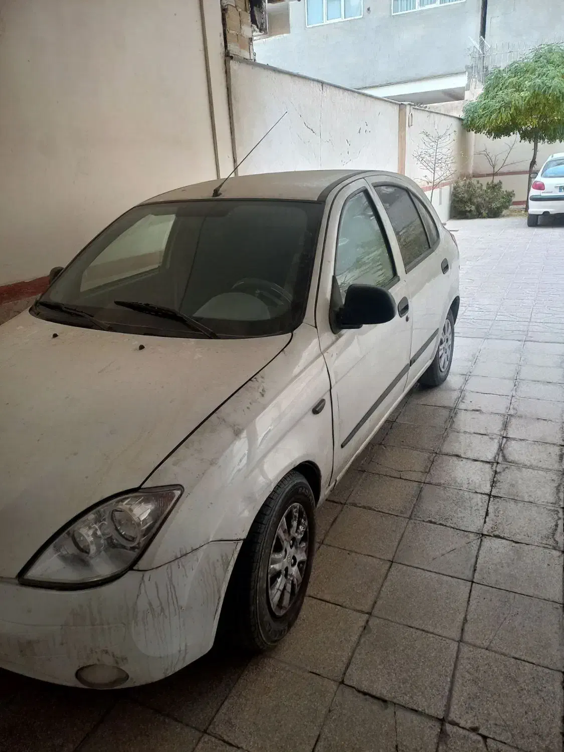 تیبا ۲ سفید مدل ۹۷|خودرو سواری و وانت|مشهد, جاهد شهر|دیوار