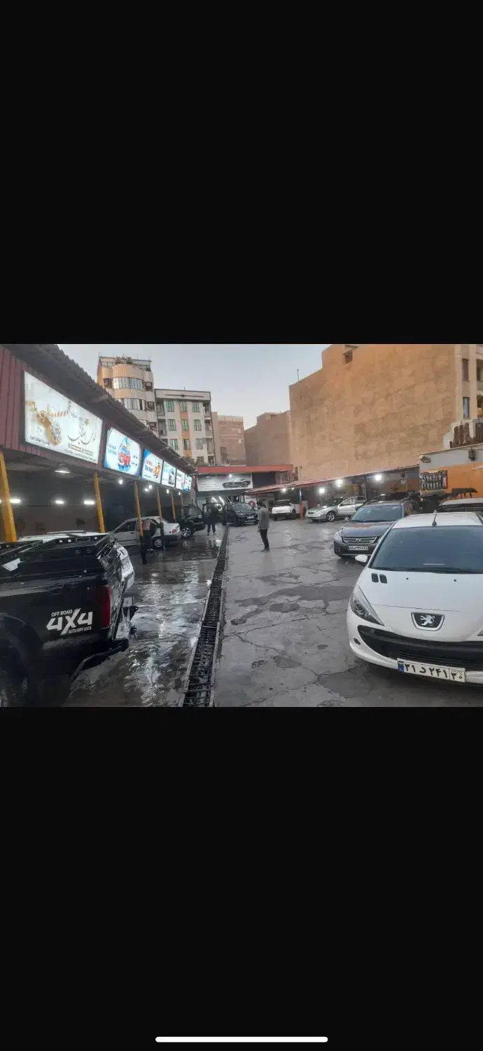 به تعدادی نیروی کارواش نیازمندیم|استخدام سرایداری و نظافت|کرج, شاهینویلا|دیوار